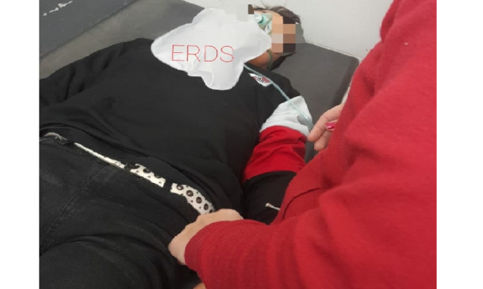 Brutal agresión en una escuela de Berazategui, un alumno terminó internado